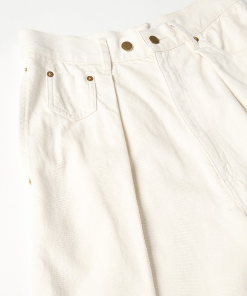 CULLNI(クルニ)の「1TUCK ASYMMETRY POCKET PANTS(デニムパンツ・メンズ・ブラック/アイボリー/ダークインディゴブルー・1/2)」の7枚目の写真