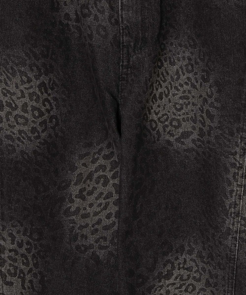 3.3 Field Trip (3.3フィールドトリップ)の「3.3 Field Trip/レオパードアートパンツ(デニムパンツ・メンズ・ブラック・MEDIUM/LARGE)」の2枚目の写真