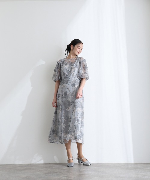 PourVous(プールヴー)の「結婚式 二次会 パーティー ドレス パフスリーブエンブロイダリー ロング フレア 袖あり&ロング 大きいサイズ 同窓会 成人式 オケージョンドレス フォーマル お呼ばれ 謝恩会 20代 30代(ドレス・レディース・ブラック/ブルーグレー/ピンクベージュ・M/L/XL/XXL)」の11枚目の写真