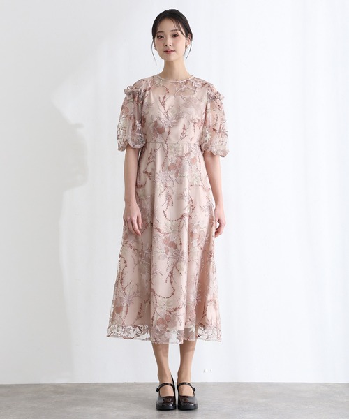 PourVous(プールヴー)の「結婚式 二次会 パーティー ドレス パフスリーブエンブロイダリー ロング フレア 袖あり&ロング 大きいサイズ 同窓会 成人式 オケージョンドレス フォーマル お呼ばれ 謝恩会 20代 30代(ドレス・レディース・ブラック/ブルーグレー/ピンクベージュ・M/L/XL/XXL)」の12枚目の写真