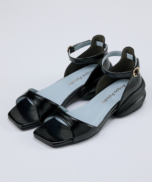 nissen(ニッセン)の「【ゆったり幅広】ACQUA PALETTE(アクアパレット)ストラップサンダル(ワイズ4E)(サンダル・レディース・ブラック/グレイッシュベージュ/シルバー・M/L/LL/3L)」の2枚目の写真