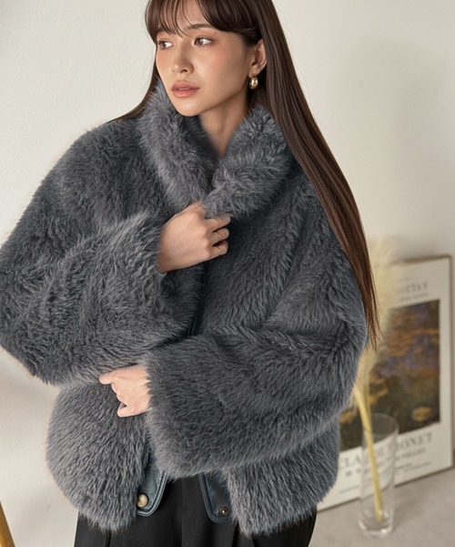 mily bilet（ミウィビレット）の「【mily bilet】ゴージャスなファーが魅力的。フェイクファーブルゾン（ブルゾン・レディース・チャコールグレー/アイボリー/ブラウン・X-LARGE/SMALL/MEDIUM/LARGE）」の20枚目の写真