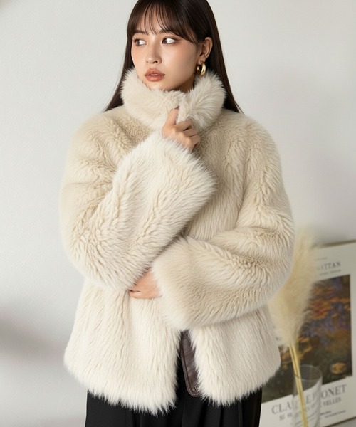 mily bilet（ミウィビレット）の「【mily bilet】ゴージャスなファーが魅力的。フェイクファーブルゾン（ブルゾン・レディース・チャコールグレー/アイボリー/ブラウン・X-LARGE/SMALL/MEDIUM/LARGE）」の14枚目の写真