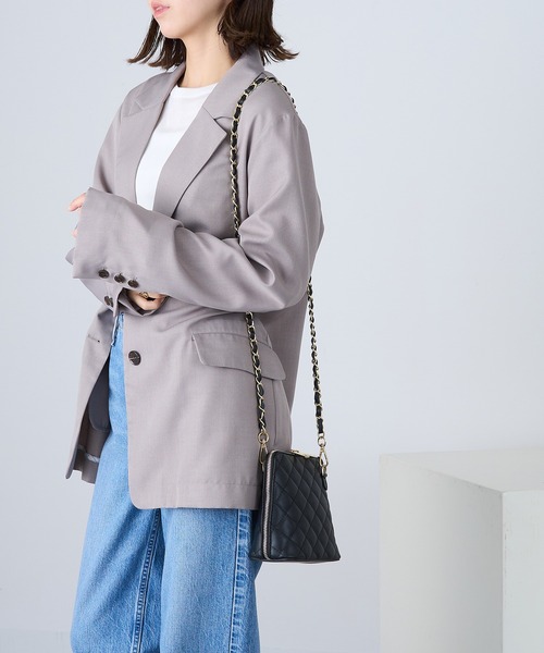 MARLON FIRENZE（マーロンフィレンツェ）の「【MARLON FIRENZE】イタリアンレザー シャネルチェーン キルティングショルダーバッグ 結婚式 パーティー オケージョン フォーマル 成人式 二次会 同窓会 入学式 卒業式（ショルダーバッグ・レディース・グレイッシュベージュ/ブラック・FREE）」の3枚目の写真