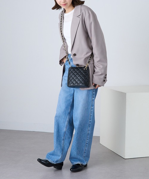 MARLON FIRENZE（マーロンフィレンツェ）の「【MARLON FIRENZE】イタリアンレザー シャネルチェーン キルティングショルダーバッグ 結婚式 パーティー オケージョン フォーマル 成人式 二次会 同窓会 入学式 卒業式（ショルダーバッグ・レディース・グレイッシュベージュ/ブラック・FREE）」の7枚目の写真