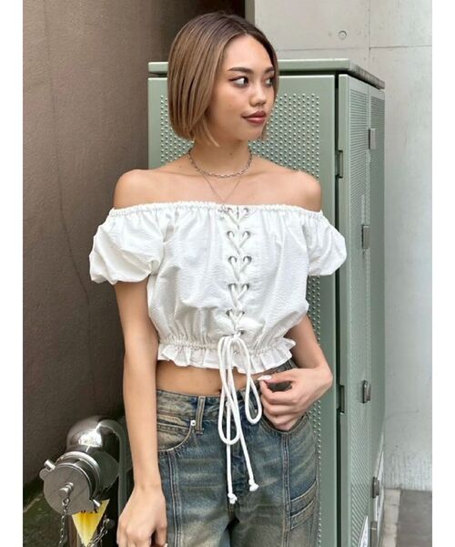 EVRIS（エヴリス）の「レースアップオフショルトップス（シャツ/ブラウス・レディース・マスタード/ホワイト・FREE）」の9枚目の写真