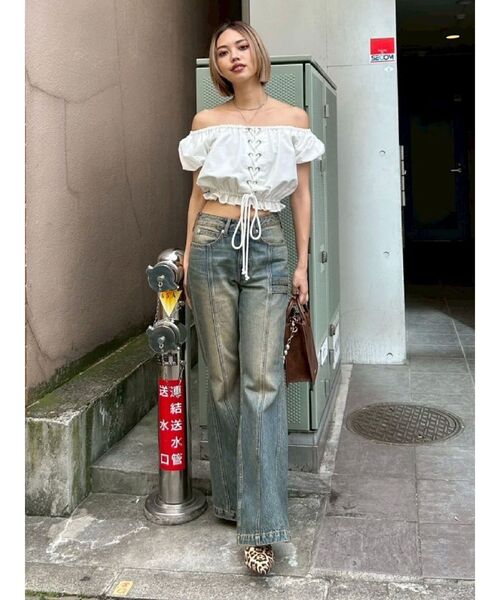 EVRIS（エヴリス）の「レースアップオフショルトップス（シャツ/ブラウス・レディース・マスタード/ホワイト・FREE）」の13枚目の写真