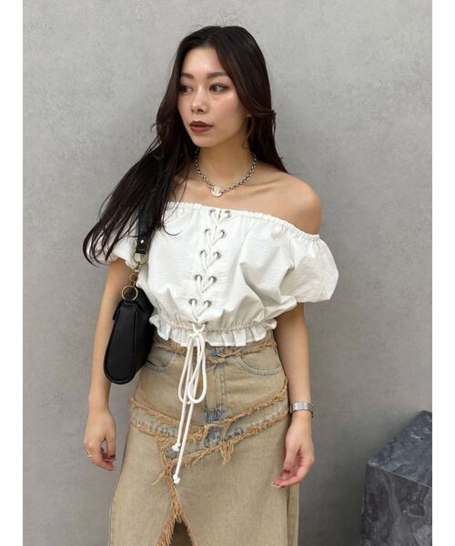 EVRIS（エヴリス）の「レースアップオフショルトップス（シャツ/ブラウス・レディース・マスタード/ホワイト・FREE）」の17枚目の写真
