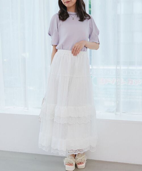 MAJESTIC LEGON（マジェスティックレゴン）の「ティアードレースフリルスカート（スカート・レディース・ブラック/アイボリー/オフホワイト・MEDIUM）」の4枚目の写真