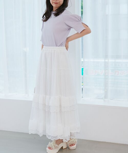 MAJESTIC LEGON（マジェスティックレゴン）の「ティアードレースフリルスカート（スカート・レディース・ブラック/アイボリー/オフホワイト・MEDIUM）」の5枚目の写真