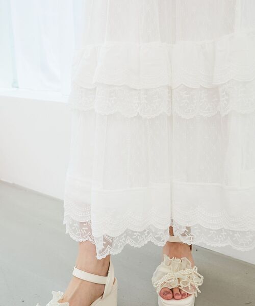 MAJESTIC LEGON（マジェスティックレゴン）の「ティアードレースフリルスカート（スカート・レディース・ブラック/アイボリー/オフホワイト・MEDIUM）」の10枚目の写真