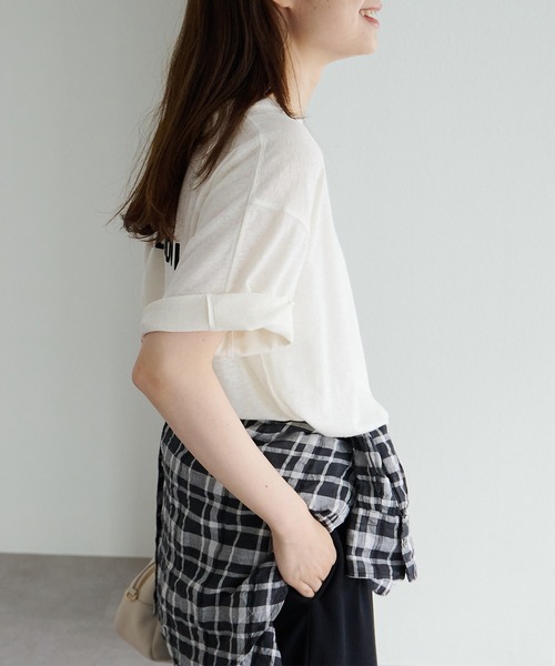 PUAL CE CIN(ピュアルセシン)の「ロゴ刺繍×フロッキープリント麻混Tシャツ(Tシャツ/カットソー・レディース・チャコールグレー/グレー/オフホワイト/ピンク・FREE)」の6枚目の写真