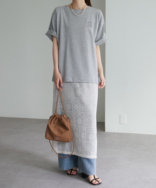 PUAL CE CIN(ピュアルセシン)の「ロゴ刺繍×フロッキープリント麻混Tシャツ(Tシャツ/カットソー・レディース・チャコールグレー/グレー/オフホワイト/ピンク・FREE)」の20枚目の写真