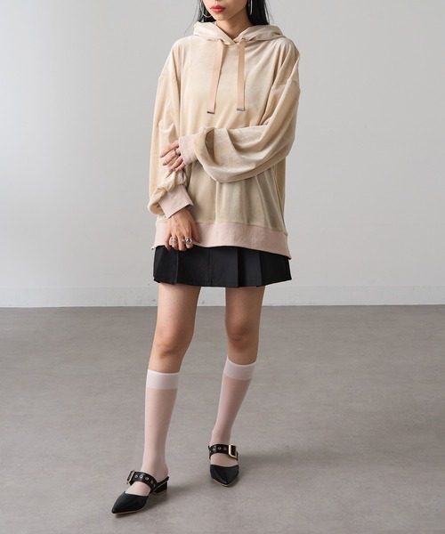 MAGASIN DE MODE Onjna(マガジンデモードオンジェナ )の「【MAGASIN DE MODE Onjna】サイドジップスリットベロアメッシュパーカ シアーベロア Y2K 韓国 trc(パーカー・レディース・ライム/ホワイト系1/ブラック/グレー・FREE)」の13枚目の写真
