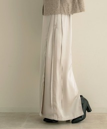 NOAHL（ノアル）の「【NOAHL】ラップ風サテンスカート（スカート）」