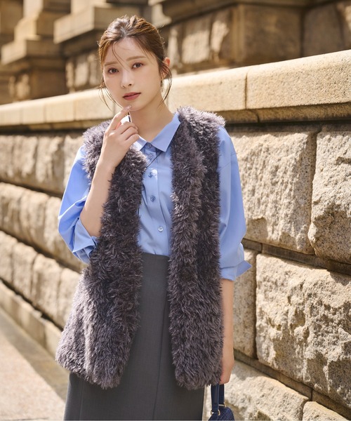 PROPORTION BODY DRESSING(プロポーションボディドレッシング)の「フェイクファージレ / 1215255801(テーラードジャケット・レディース・ダークグレー/オフホワイト・FREE)」の2枚目の写真