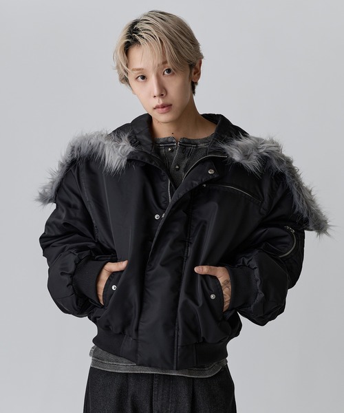 N-2Bフライトミリタリーコンパクト中綿ジャッケット ナイロン/合皮