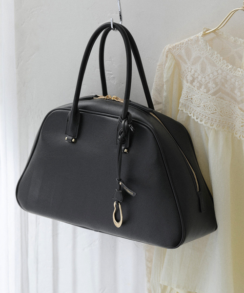 La TOTALITE(ラトータリテ)の「LE VERNIS/ルベルニ チャーム付きボストンバッグ(ボストンバッグ・レディース・ブラック/ブラウン・FREE)」の21枚目の写真