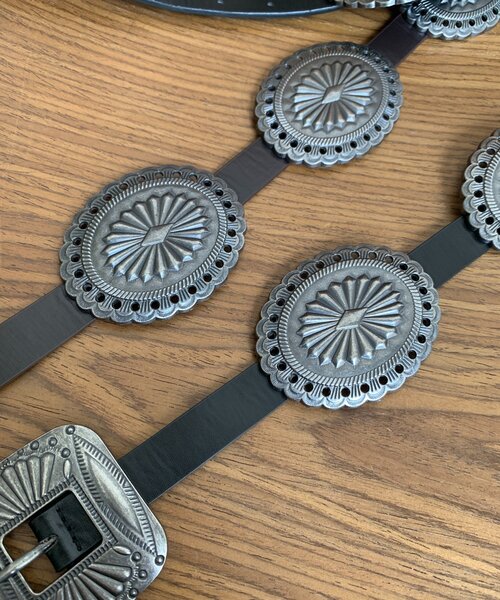 DouDou(ドゥドゥ)の「コンチョベルト(ベルト・レディース・ブラック/ブラウン・FREE)」の5枚目の写真