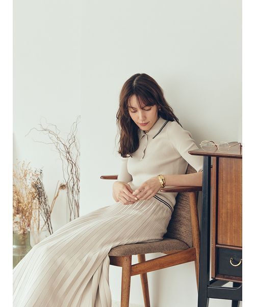 Mila Owen（ミラオーウェン）の「【セットアップ対応】ニットプリーツスカート（スカート・レディース・アイボリー/モカ/バーガンディー・0/1）」の13枚目の写真