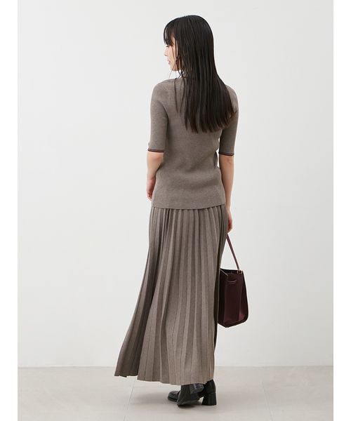Mila Owen（ミラオーウェン）の「【セットアップ対応】ニットプリーツスカート（スカート・レディース・アイボリー/モカ/バーガンディー・0/1）」の5枚目の写真