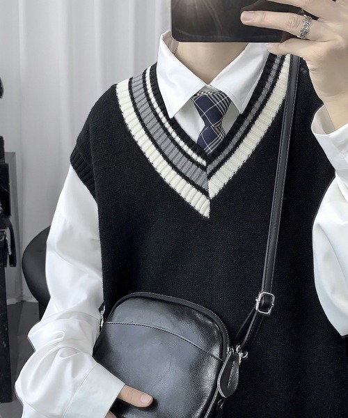 SHEPP（シープ）の「【UNISEX】クレイジーパターン プレッピー Vネック ニットベスト（ベスト・メンズ・ホワイト/ブラック/グレー・F）」の6枚目の写真