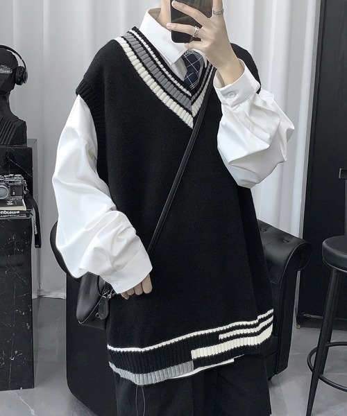 SHEPP（シープ）の「【UNISEX】クレイジーパターン プレッピー Vネック ニットベスト（ベスト・メンズ・ホワイト/ブラック/グレー・F）」の14枚目の写真
