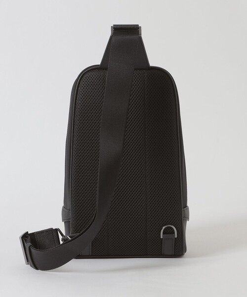 BLACK LABEL CRESTBRIDGE(ブラックレーベル・クレストブリッジ)の「ナイロンコンビカルゼシャドークレストブリッジチェックビジネスボディバッグ(ボディバッグ/ウエストポーチ・メンズ・ネイビー/ブラック・FREE)」の5枚目の写真