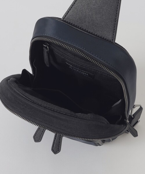 BLACK LABEL CRESTBRIDGE(ブラックレーベル・クレストブリッジ)の「ナイロンコンビカルゼシャドークレストブリッジチェックビジネスボディバッグ(ボディバッグ/ウエストポーチ・メンズ・ネイビー/ブラック・FREE)」の12枚目の写真