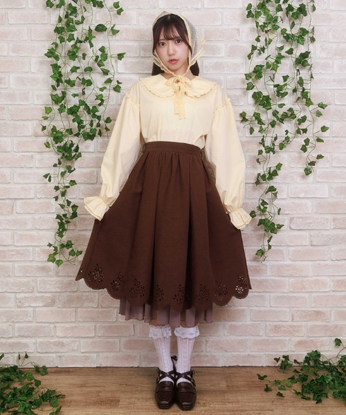 axes femme POETIQUE(アクシーズファムポエティック)の「スカラップ×カットワークスカート(スカート・レディース・ワイン/ブラウン/ダークグリーン・MEDIUM)」の6枚目の写真