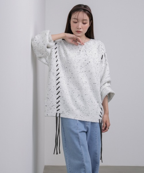 Bab（バブ）の「チョコチップ風ネップ 編み上げニットトップス（ニット/セーター・レディース・ベージュ/ライトグレー/サンドベージュ/ブルー・FREE）」の5枚目の写真