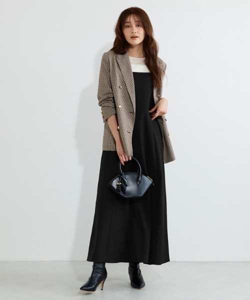 Pierrot（ピエロ）の「フレアキャミワンピース（ワンピース・レディース・ブラック/チャコール・PM/S/M/L）」の8枚目の写真