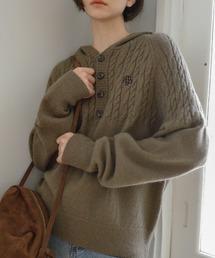 A'GEM/9 × .kom 『muah muah/ムーアムーア』 CABLE HALF OPEN HOOD KNIT/ハーフオープン ケーブルニット