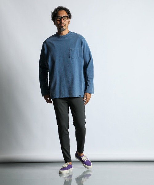 The DUFFER of ST.GEORGE(ザダファーオブセントジョージ)の「SNOW WASH PONTE L/SL TEE: ポンチ素材 スノー加工 ルーズフィットロンTEE(Tシャツ/カットソー・メンズ・スミクロ/ブルーグレー/グレイッシュベージュ/ブルー・LARGE/MEDIUM/SMALL/X-LARGE)」の19枚目の写真