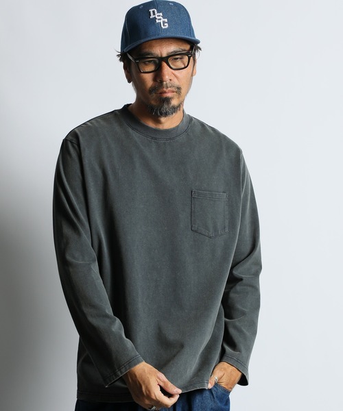 The DUFFER of ST.GEORGE(ザダファーオブセントジョージ)の「SNOW WASH PONTE L/SL TEE: ポンチ素材 スノー加工 ルーズフィットロンTEE(Tシャツ/カットソー・メンズ・スミクロ/ブルーグレー/グレイッシュベージュ/ブルー・LARGE/MEDIUM/SMALL/X-LARGE)」の22枚目の写真