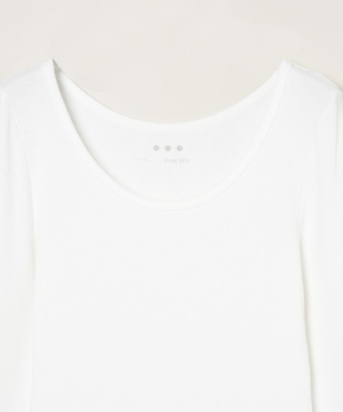 three dots(スリードッツ)の「レーヨンニットリブジャージー オープンクルーネック(Tシャツ/カットソー・レディース・ネイビー/ブラック/ホワイト・SMALL/MEDIUM)」の6枚目の写真