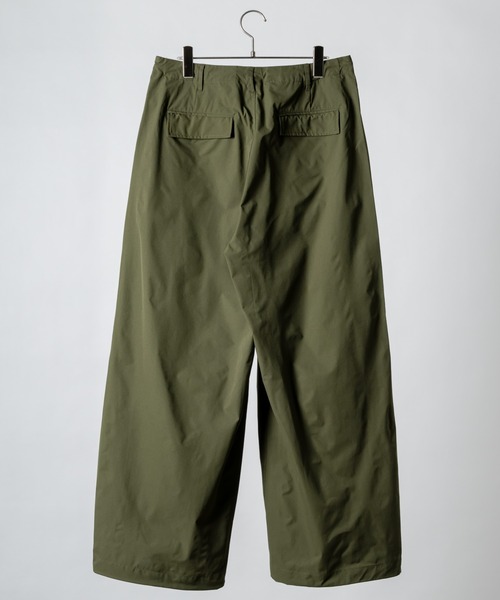 INTER FACTORY（インターファクトリー）の「IF Div. × MARIN オーバーサイズカーゴパンツ（カーゴパンツ・レディース・ブラック/カーキ・FREE）」の22枚目の写真