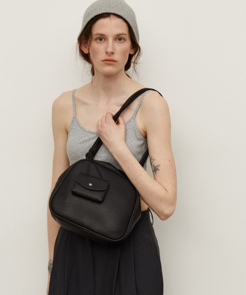 AINT AURENT オブリーク レザー ショルダーバッグ 中古品~~~ 中古・古着通販】Yves Saint Laurent (イヴサンローラン) ショルダー