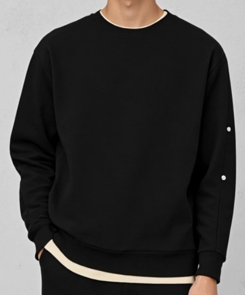 BENUSTA(ベヌスタ)の「A'GEM/9 × .kom 『BENUSTA /ベヌスタ』LAYERED METAL POINT SWEAT/レイヤードメタルポイントスウェット(Tシャツ/カットソー・メンズ・ブラック・XL/L)」の2枚目の写真