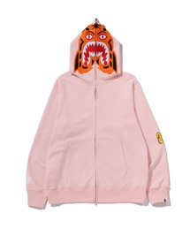 A BATHING APE アベイシングエイプ　パーカーカモ　ピンク A BATHING APE｜ア ベイシング エイプ（レディース）のパーカー