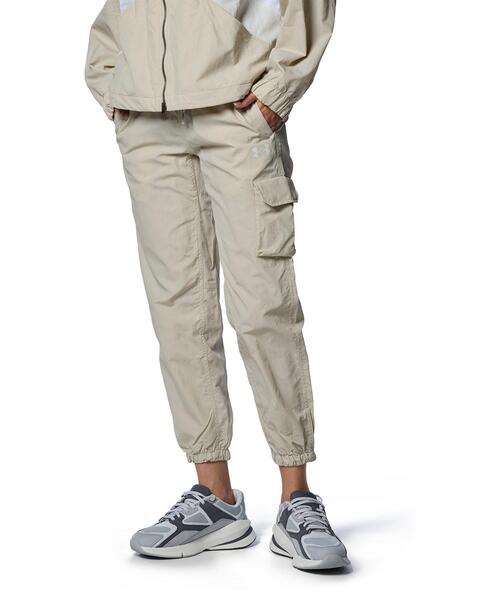 UNDER ARMOUR(アンダーアーマー)の「UAクリンクル ウーブン ジョガーパンツ(ライフスタイル/レディース)(その他パンツ・レディース・ブラウン系・S/L/XL)」の1枚目の写真