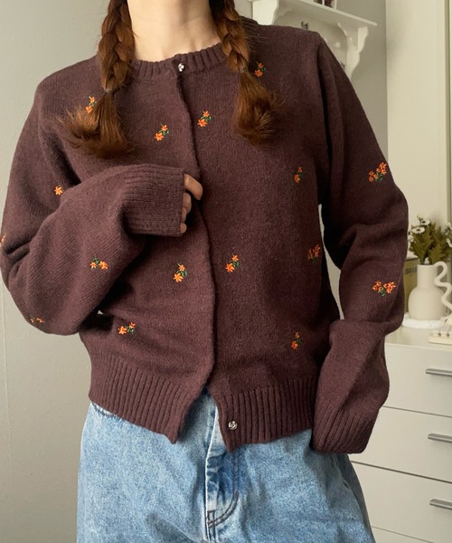 merrylatte（メリーラテ）の「フラワー刺繍アルパカタッチカーディガン【NOUA】（カーディガン/ボレロ・レディース・グレー/ブラウン・FREE）」の14枚目の写真