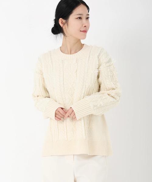 STRAWBERRY-FIELDS（ストロベリーフィールズ）の「テンダーウール_フリンジアラン柄ニット（ニット/セーター・レディース・オフホワイト・2）」の4枚目の写真