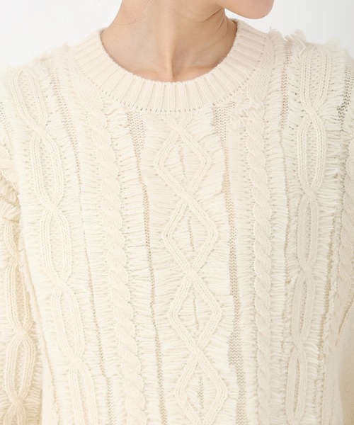 STRAWBERRY-FIELDS（ストロベリーフィールズ）の「テンダーウール_フリンジアラン柄ニット（ニット/セーター・レディース・オフホワイト・2）」の7枚目の写真