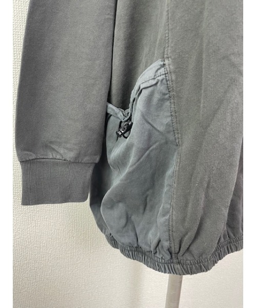 WORLD WIDE LOVE!（ワールドワイドラブ）の「ピグメント裏毛ハイネックPO（スウェット・レディース・ブラック/オフホワイト/グリーン・1）」の12枚目の写真