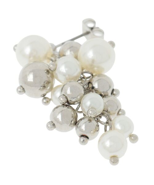 YECCA VECCA（イェッカヴェッカ）の「パールMIXボリュームピアス（ピアス（両耳用）・レディース・シルバー/ゴールド・FREE）」の7枚目の写真