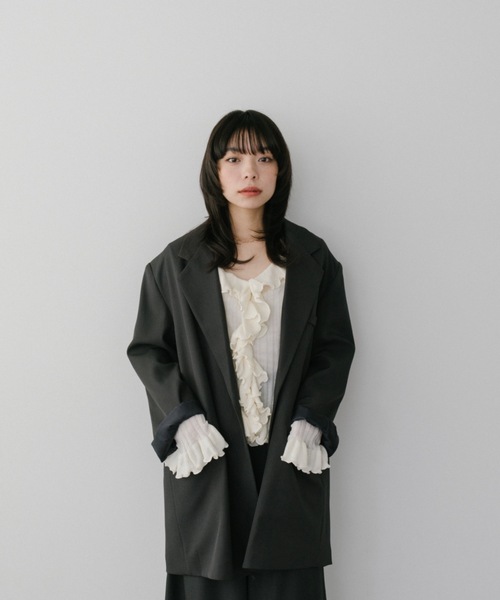 DRWCYS（ドロシーズ）の「ラッフルリブカーディガン（カーディガン/ボレロ・レディース・アイボリー/ブラック/グレー・FREE）」の17枚目の写真