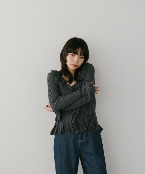 DRWCYS（ドロシーズ）の「ラッフルリブカーディガン（カーディガン/ボレロ・レディース・アイボリー/ブラック/グレー・FREE）」の21枚目の写真