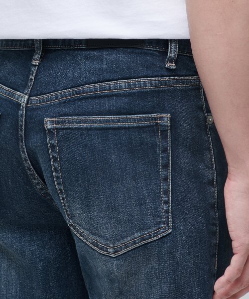 MUSINSA STANDARD（ムシンサスタンダード）の「KIPASストレートデニムパンツ[ミディアムインディゴ]（デニムパンツ・メンズ・その他・40/31/33/26/27/28/29/38/42/36/34/32/30）」の7枚目の写真