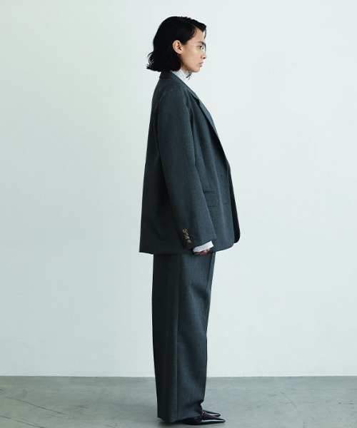 ETRE TOKYO(エトレトウキョウ)の「SANTEワンタックセンタークリースパンツ(その他パンツ・レディース・グレー/ブラウン・M/S)」の7枚目の写真